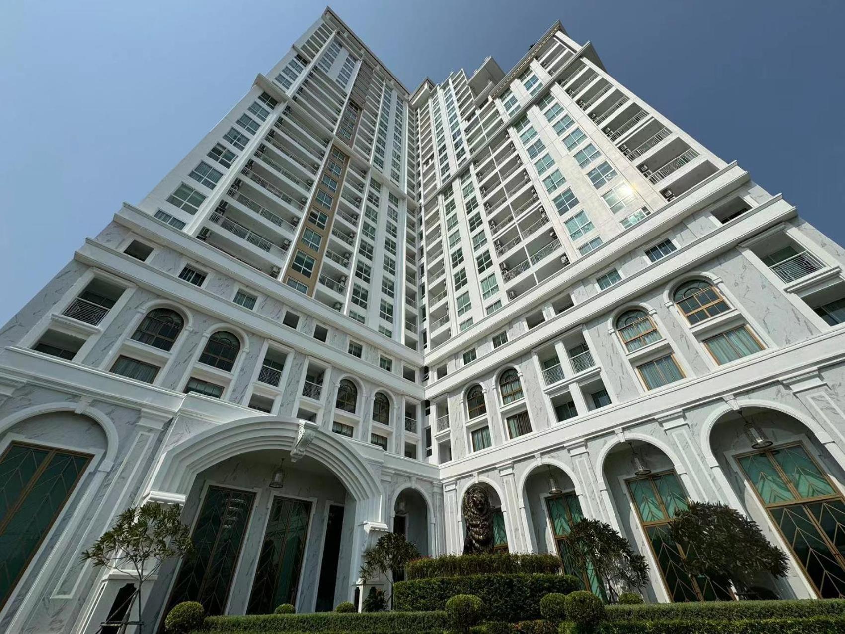 The Empire Chic Residence Jomtien & Yahaha Praia de Jomtien Exterior foto