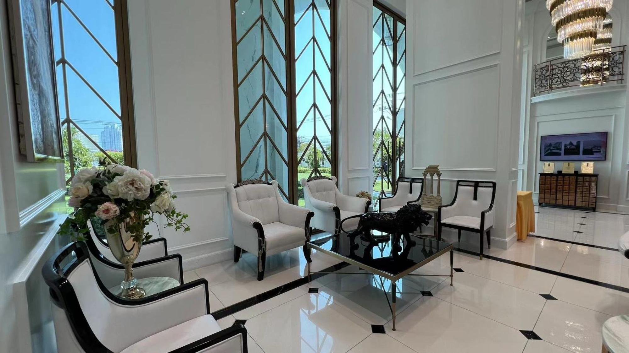 The Empire Chic Residence Jomtien & Yahaha Praia de Jomtien Exterior foto