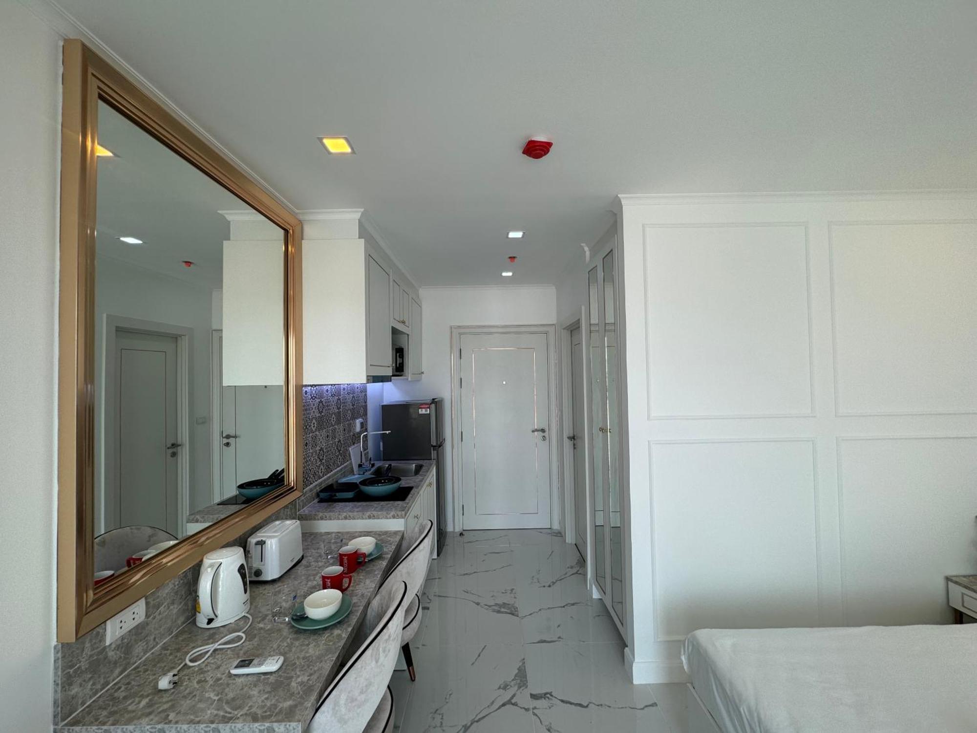 The Empire Chic Residence Jomtien & Yahaha Praia de Jomtien Exterior foto