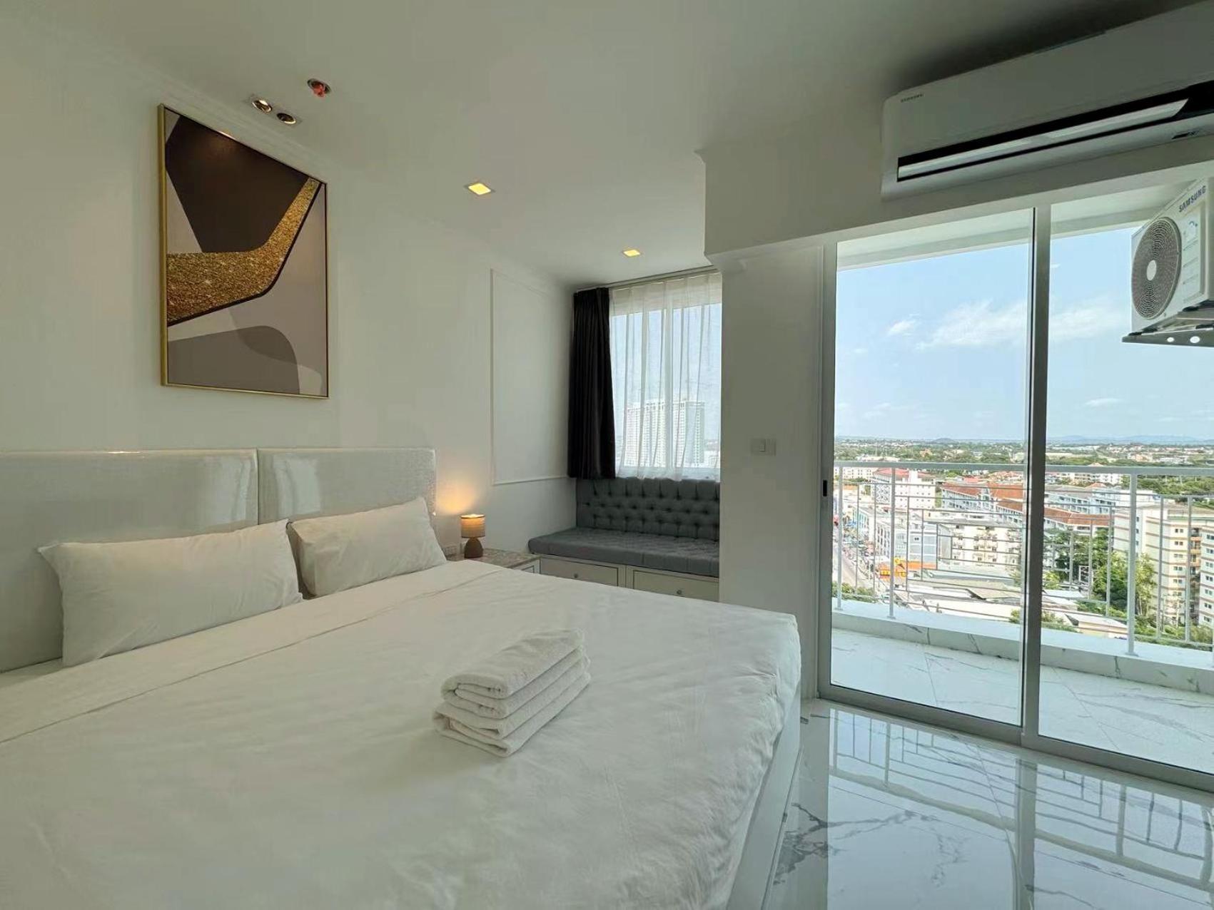 The Empire Chic Residence Jomtien & Yahaha Praia de Jomtien Exterior foto