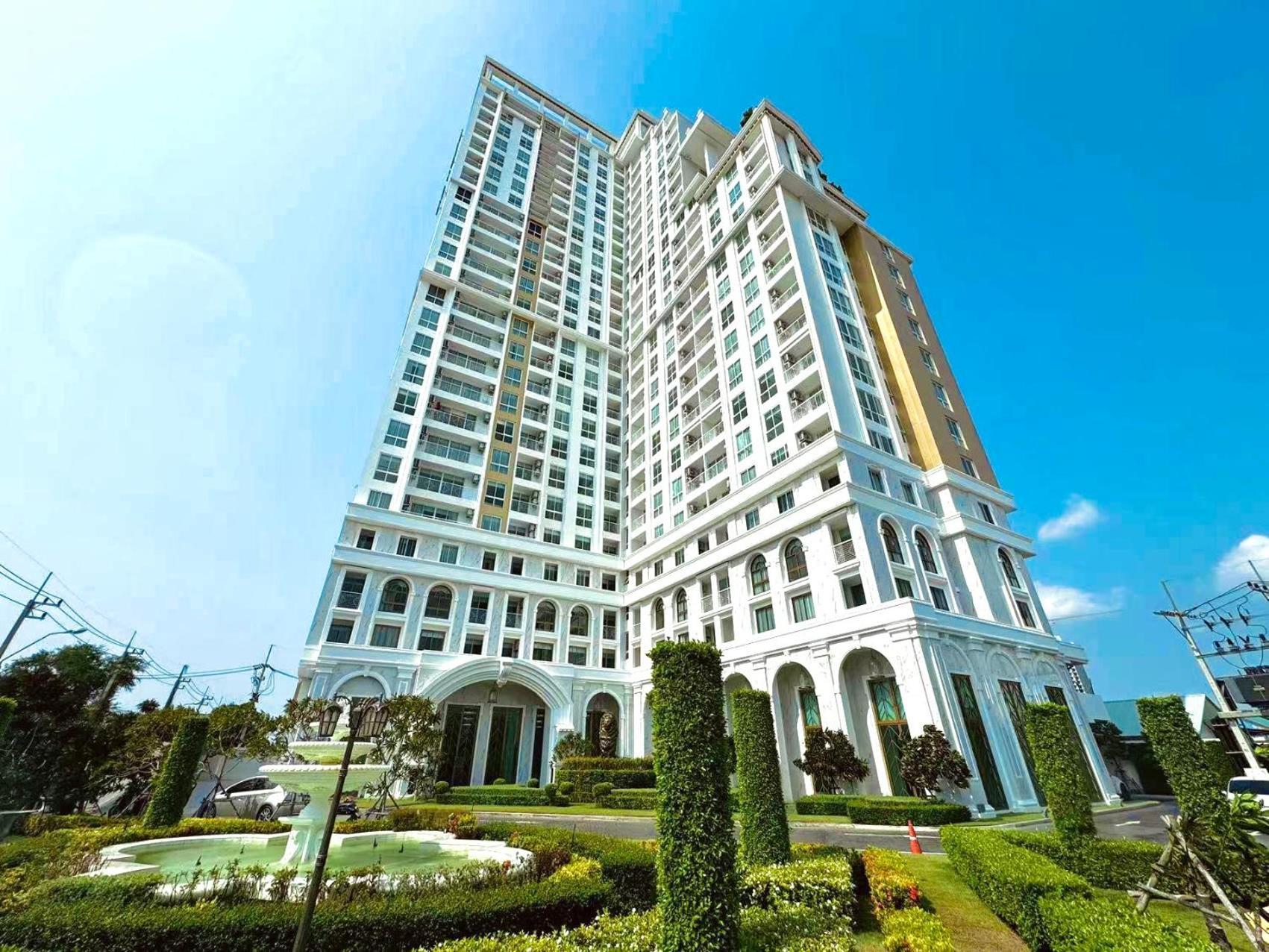 The Empire Chic Residence Jomtien & Yahaha Praia de Jomtien Exterior foto