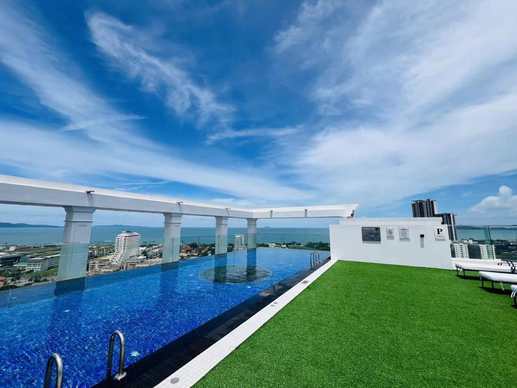 The Empire Chic Residence Jomtien & Yahaha Praia de Jomtien Exterior foto